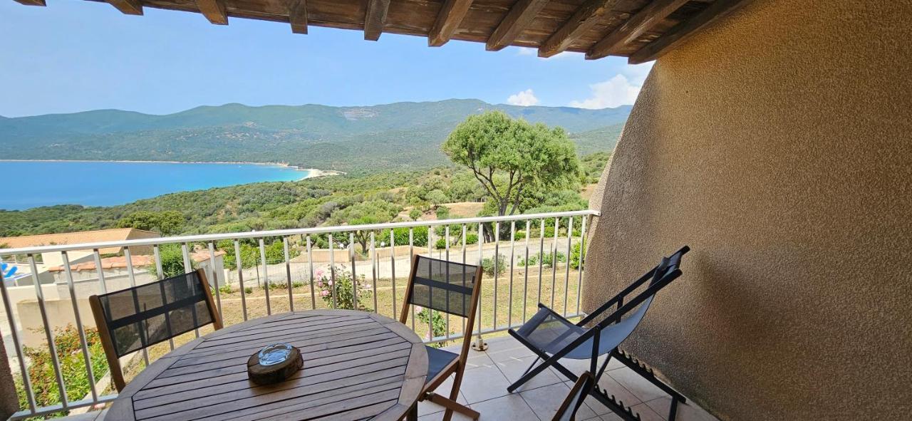Chalereux T2 Vue Mer Et Piscine Alba Rossa Serra di Ferro Bagian luar foto